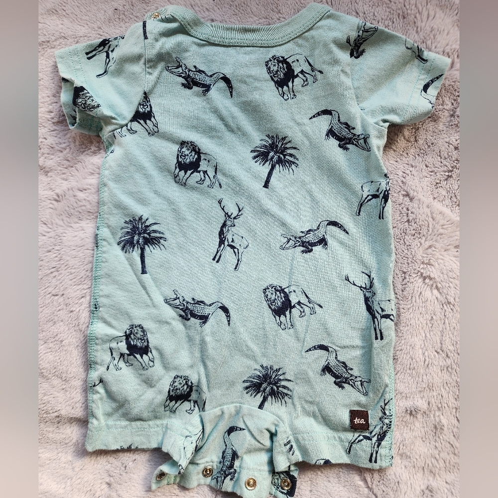 0-3mos Tea Collection Romper - Picture 3 of 3